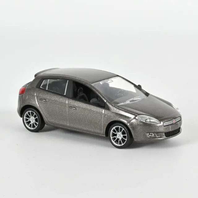 Norev Fiat Nuova Bravo voiture miniature 1/43 Marron