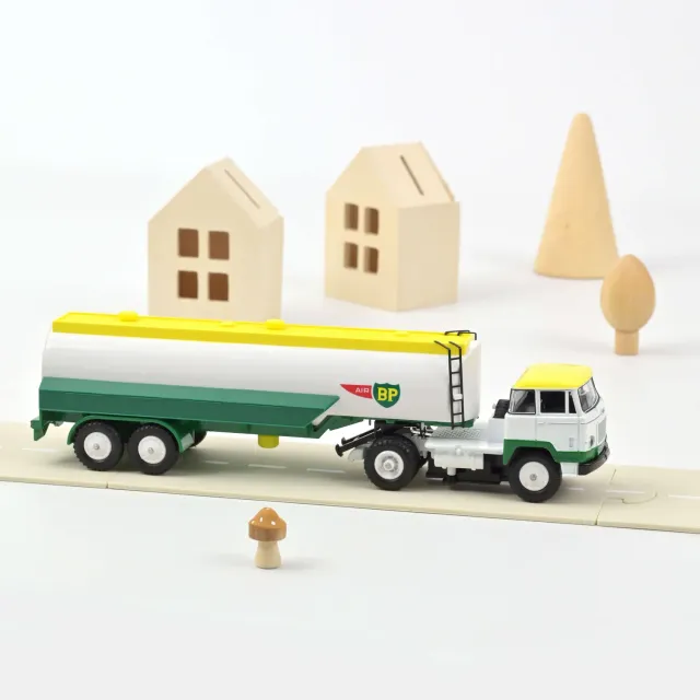Norev Unic Esterel Tanker Air BP camion 1/43 à phares