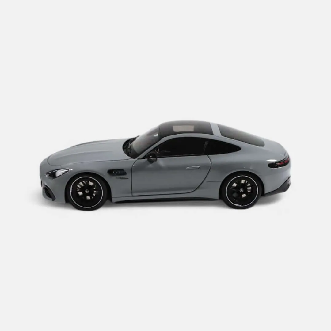 NZG Mercedes-AMG GT 43 miniature voiture 1:18 gris