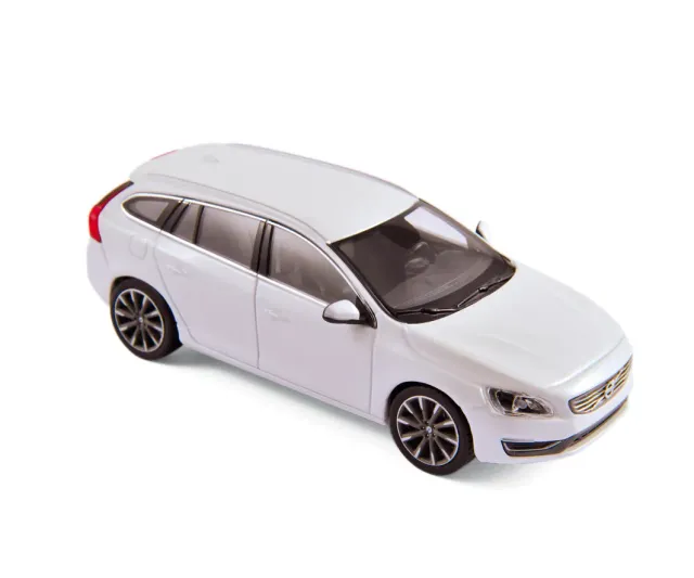 Norev Volvo V60 2013 voiture miniature 1/43 blanc cristal