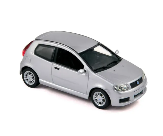 Norev Fiat Punto Sporting 2003 voiture miniature 1/43 argent