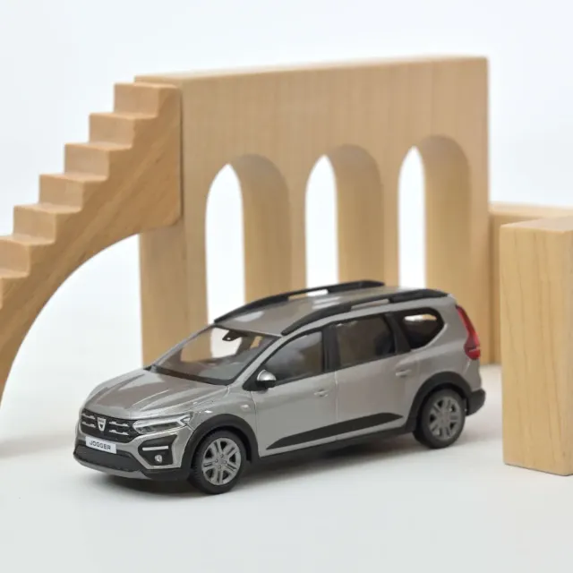 Norev Dacia Jogger 2022 miniature 1/43 gris pierre de lune