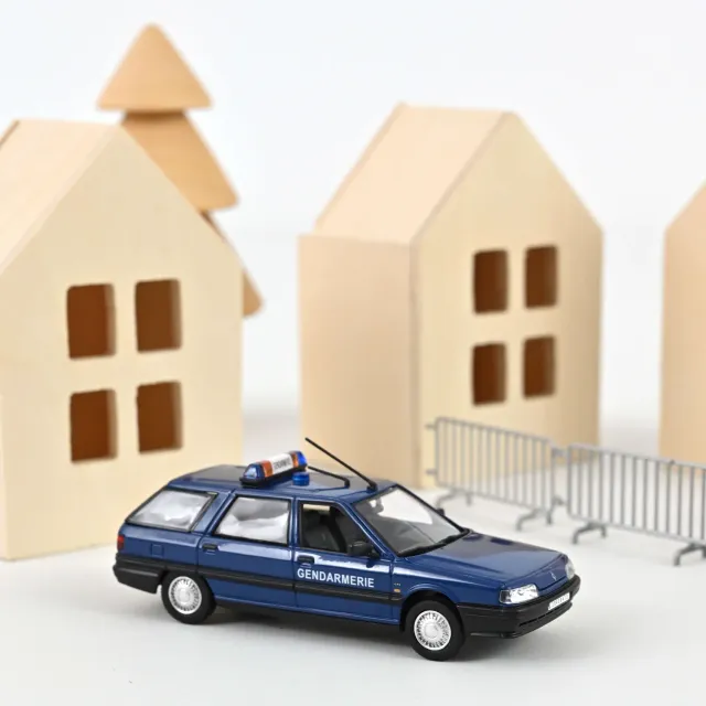 Norev Renault 21 Nevada 1994 voiture miniature 1/43 gendarmerie