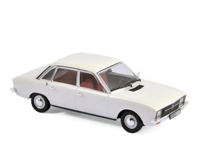 Norev VW K70 1970 blanc voiture miniature 1/43