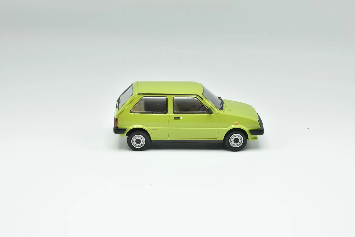 Lansdowne 1980 Austin Mini Metro 1.0L miniature verte