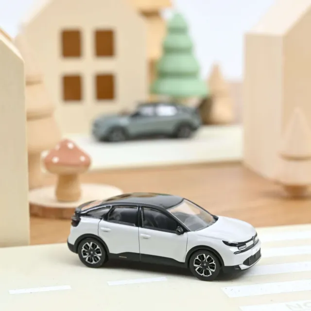 Norev Citroën C4 2025 blanche miniature 1/64 Okénite