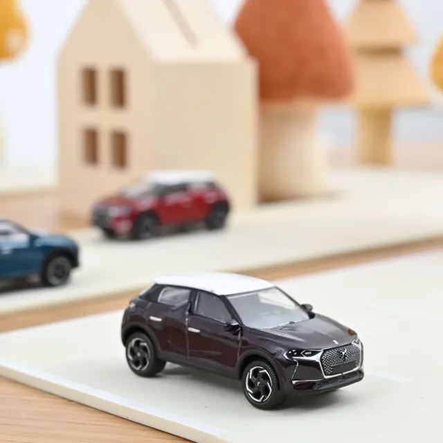 Norev DS 3 Crossback voiture miniature 1/64 mauve