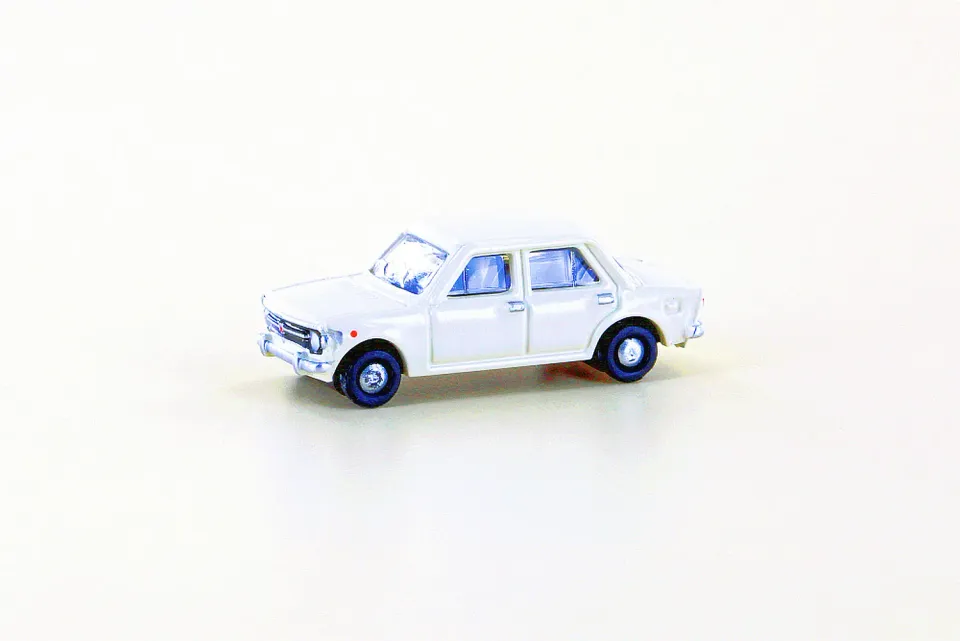 MINIS Fiat 128 voiture miniature blanche 1:160