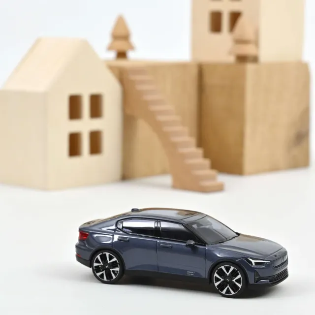 Norev Polestar 2 2024 voiture miniature 1/43 Midnight