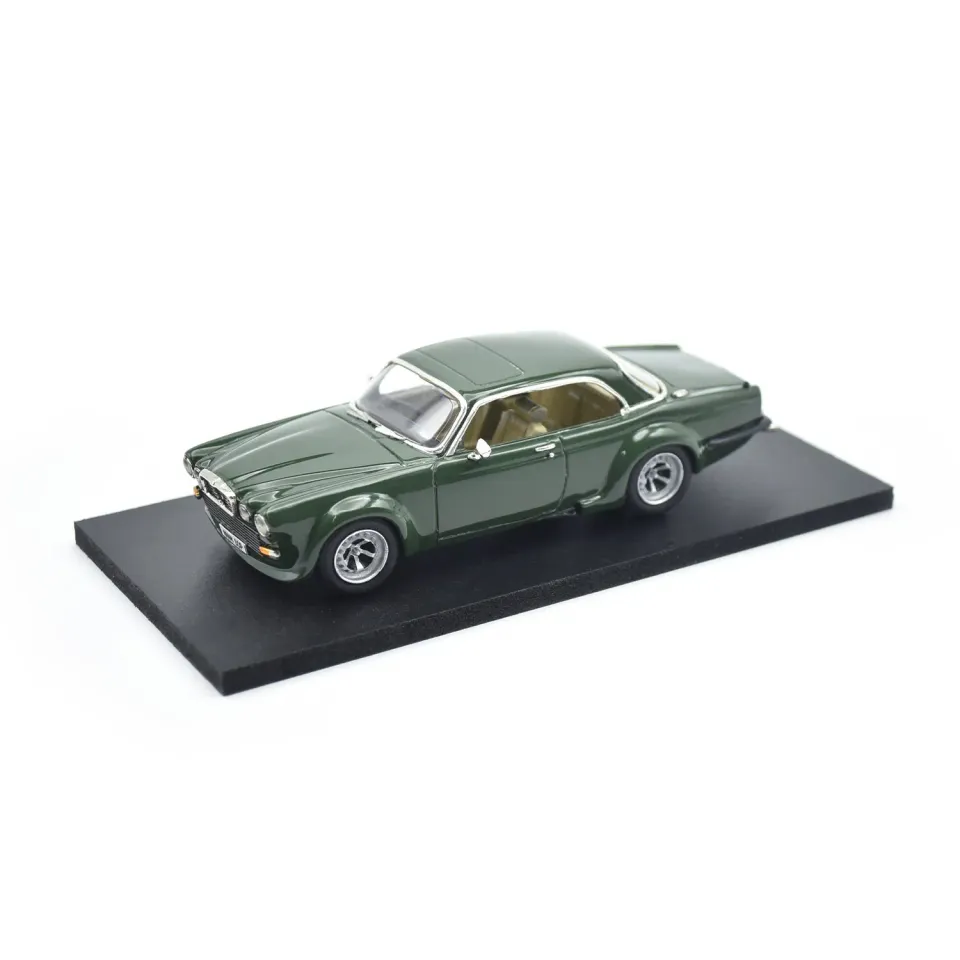 Brooklin SMTS RL43LE Jaguar XJ12C Broadspeed miniature verte