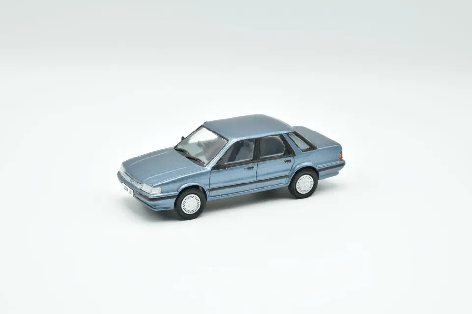 Lansdowne Austin Montego 1.6L 1984 miniature bleue métal