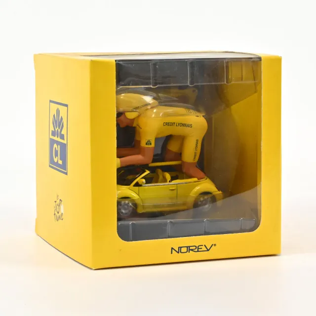 Norev VW New Beetle Cabriolet TDF 2005 miniature 1/43 cycliste