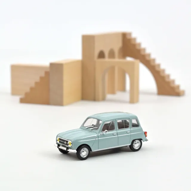 Norev Renault 4 1974 miniature 1/43 bleu clair