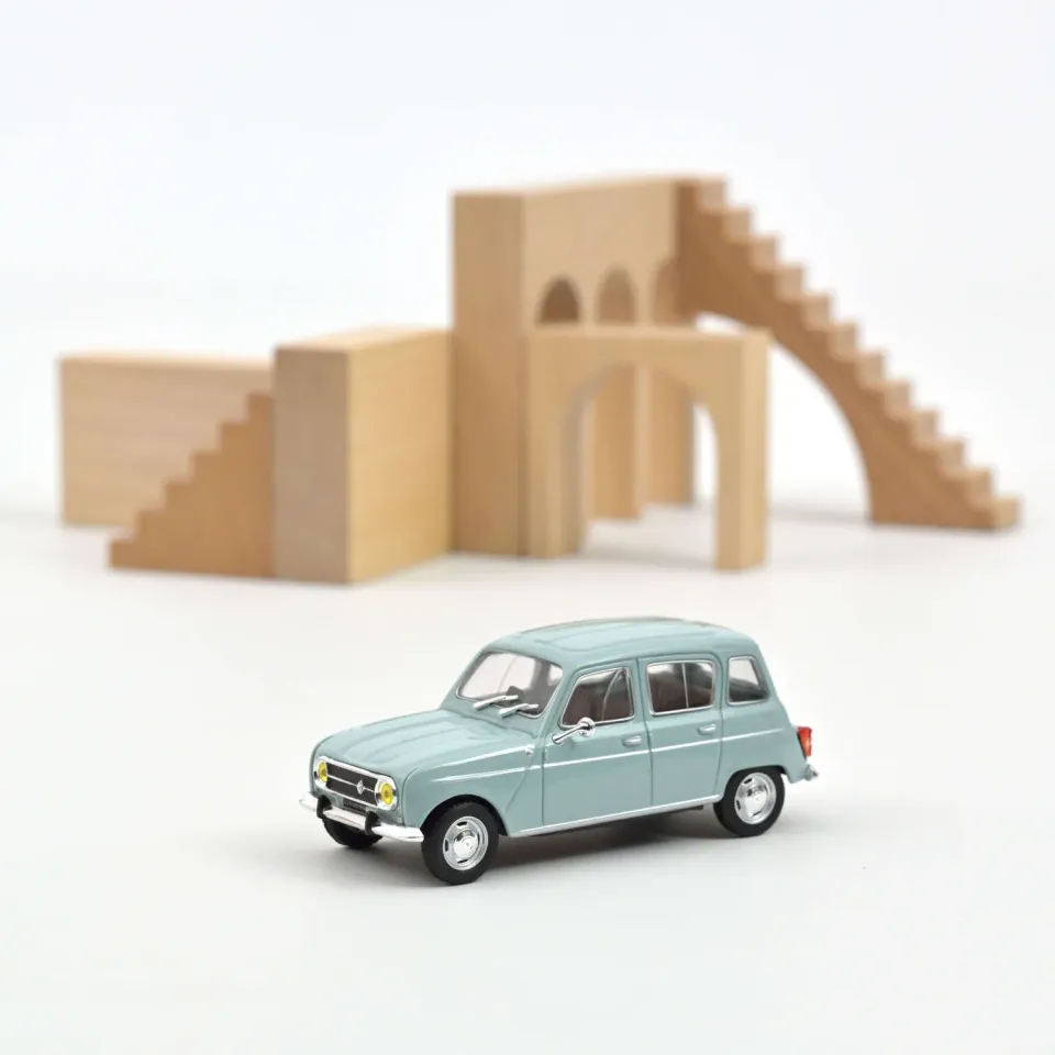 Norev Renault 4 1974 miniature 1/43 bleu clair