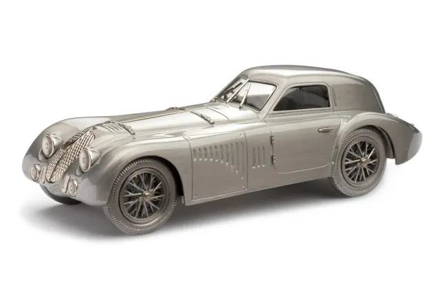 Alfa Romeo 8C 2900 B Speciale Le Mans miniature 1/31 argent rouge