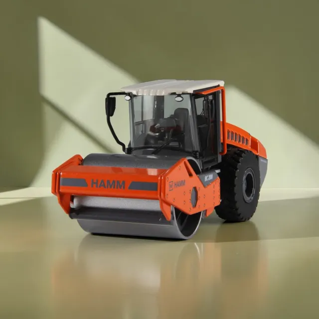 Hamm HC200 compacteur miniature 1:50 cabine
