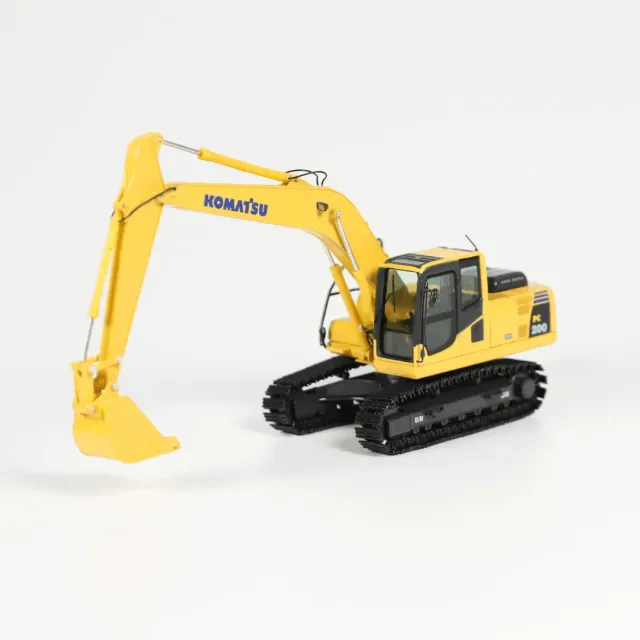NZG Komatsu PC200-8 pelle miniature 1/50 chenilles