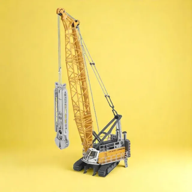 NZG Liebherr HS8130.1 miniature pelle 1/50 métal