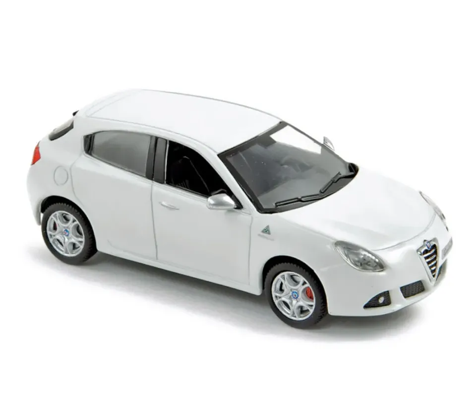 Norev Alfa Romeo Giulietta QV 2010 miniature 1/43 Blanc