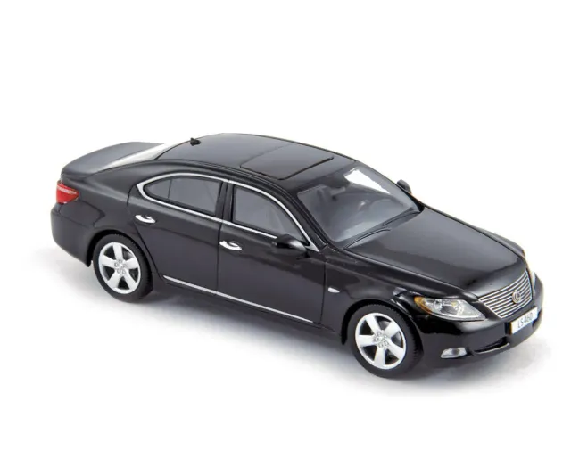 Norev Lexus LS 460 voiture miniature 1/43 noir 2007