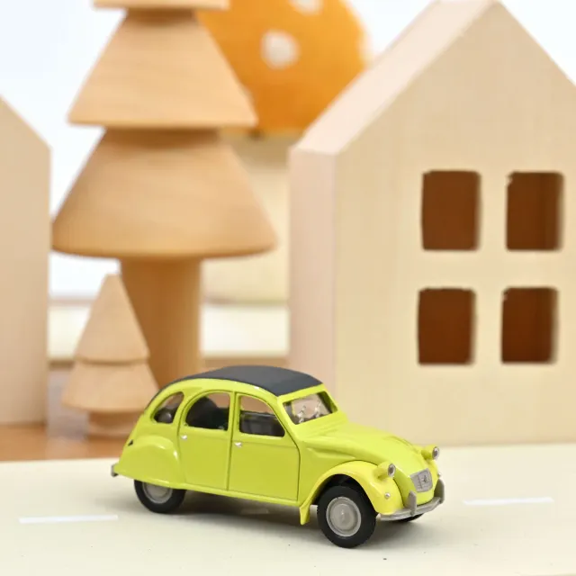 Norev Citroën 2CV 1978 voiture miniature 1/54 jaune cédrat