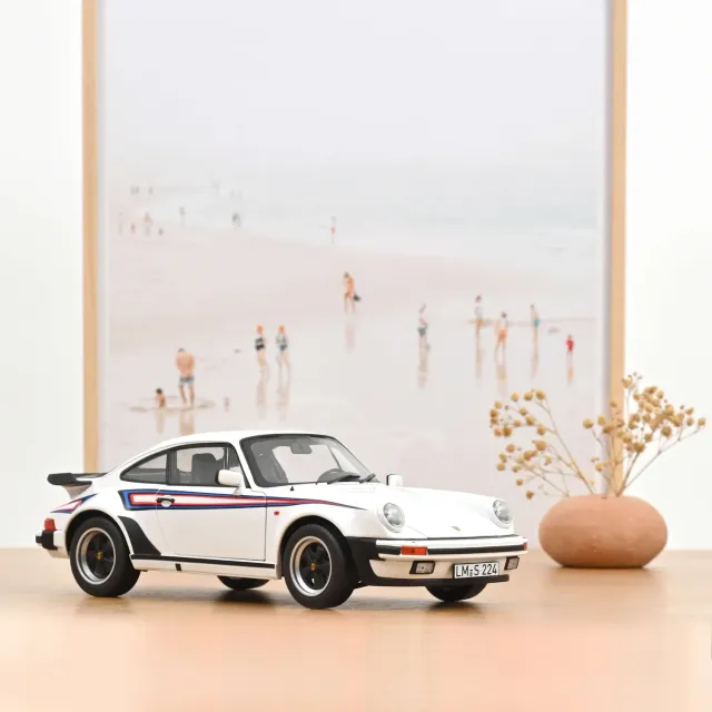 Norev Porsche 911 Turbo 3.3 1980 miniature 1/18 blanc