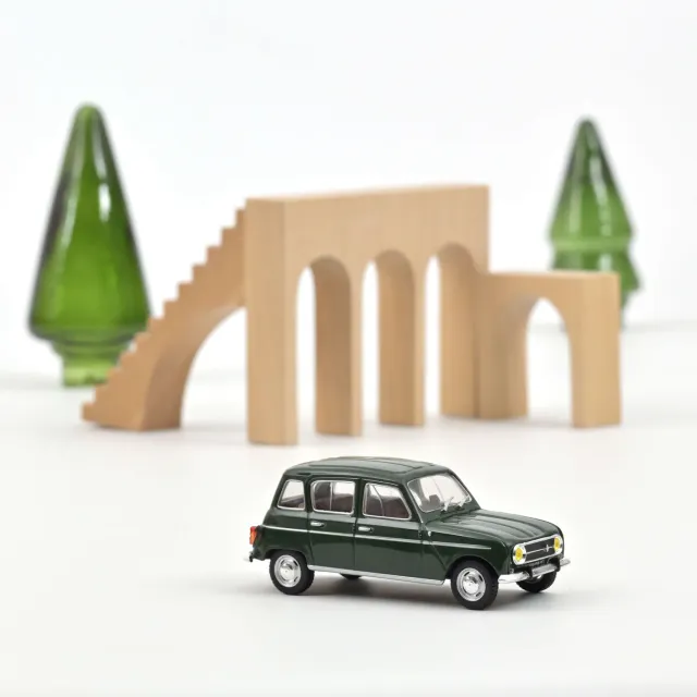 Norev Renault 4 1974 voiture miniature 1/43 vert fonce