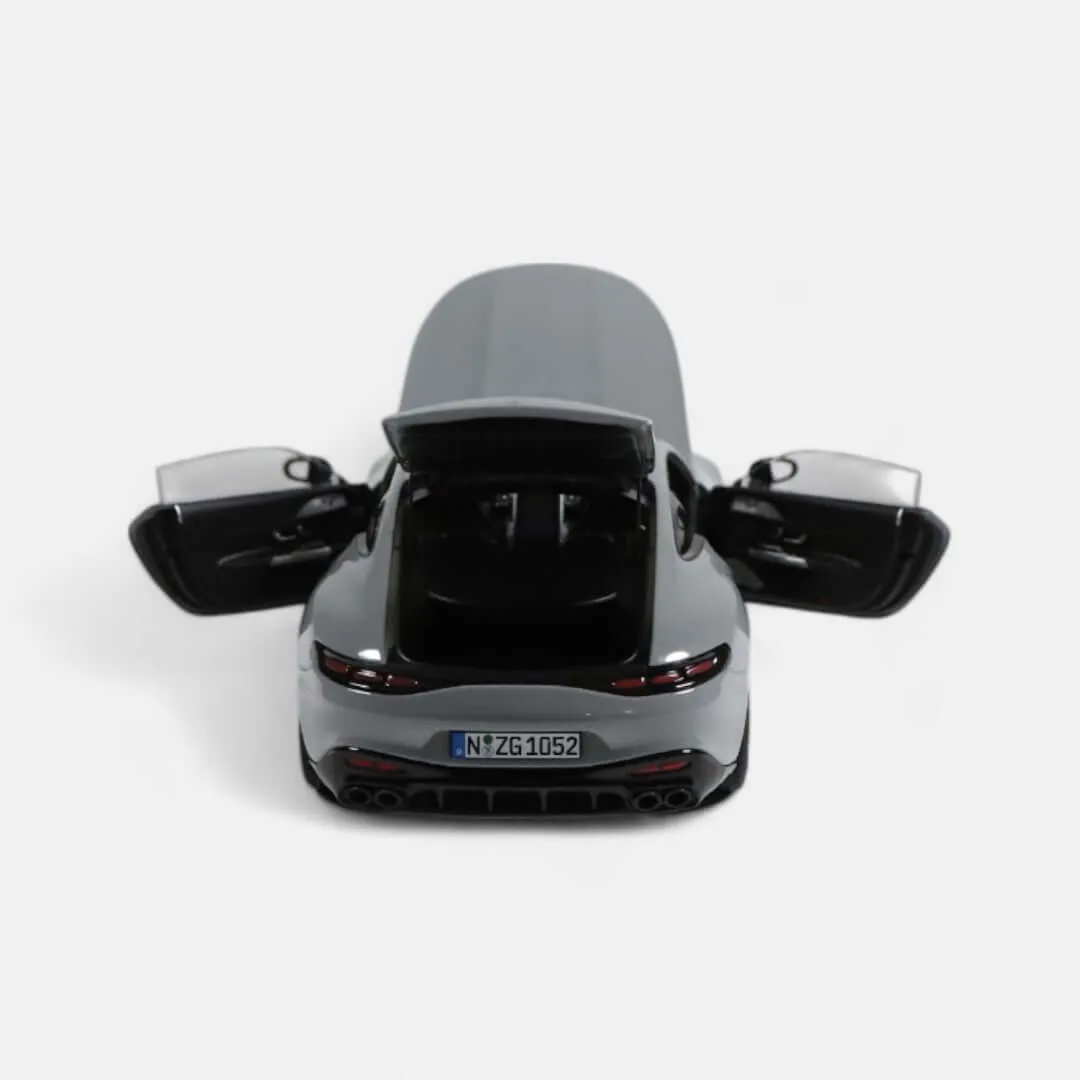 NZG Mercedes-AMG GT 43 miniature voiture 1:18 gris