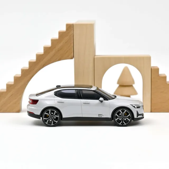 Norev Polestar 2 2021 voiture miniature 1/43 gris magnésium