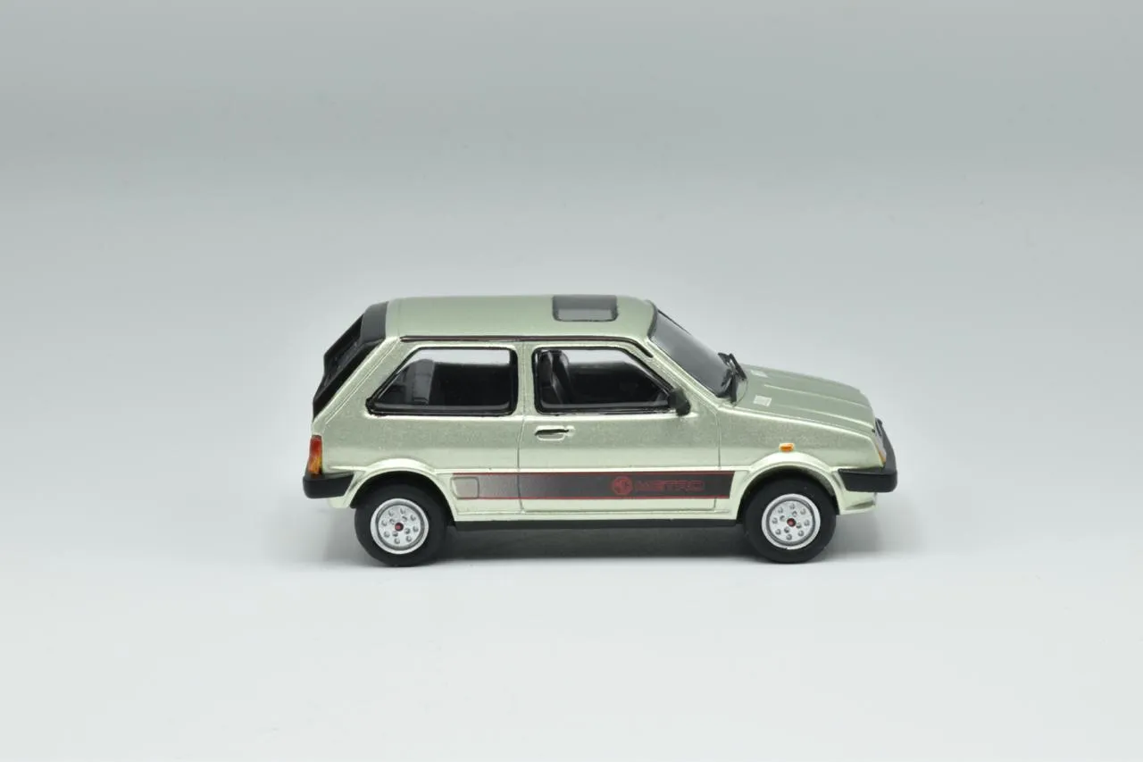 Brooklin Lansdowne MG Metro 1983 miniature vert opalin