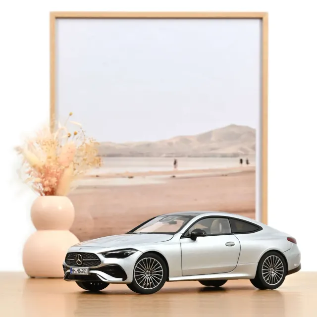 Norev Mercedes CLE Coupé 2024 voiture miniature 1/18 argent high-tech