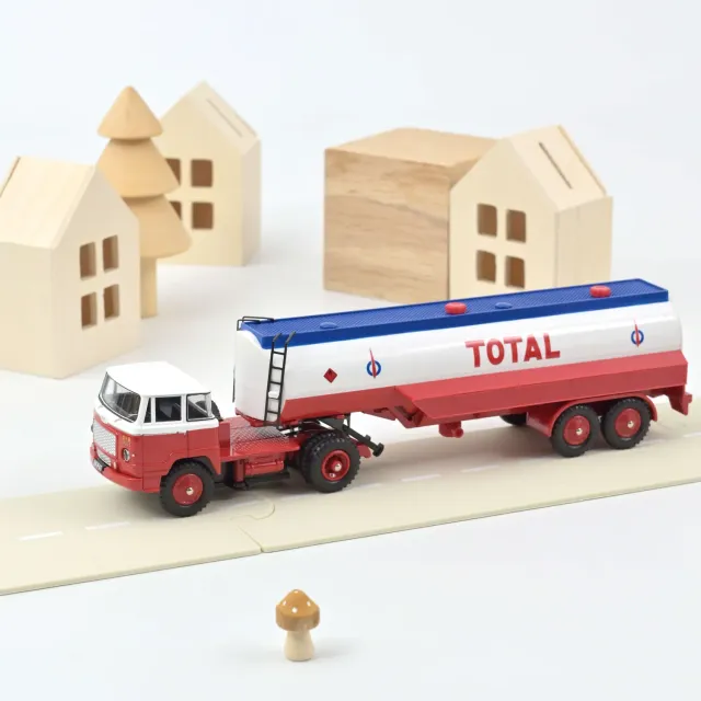 Norev Unic Tanker Total miniature 1/43 citerne