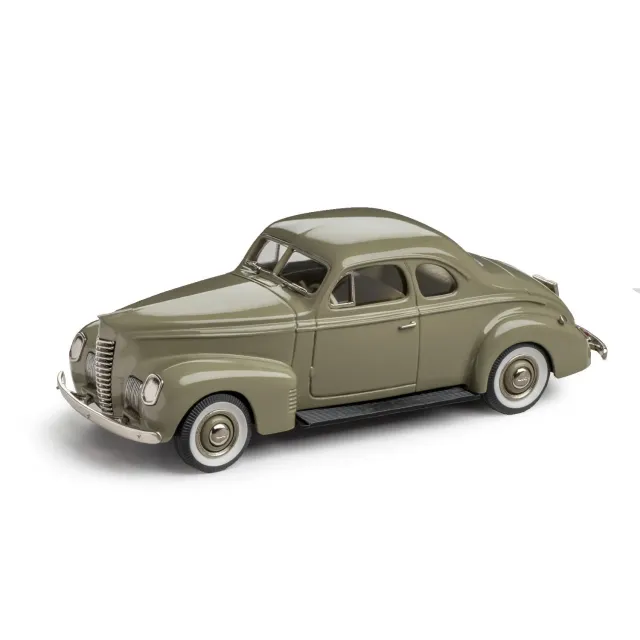 Brooklin 1939 Nash Ambassador 8 coupé miniature verte